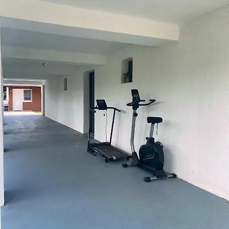 Spinning La Guest house Divici