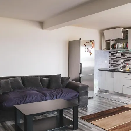 Spinning La Guest house